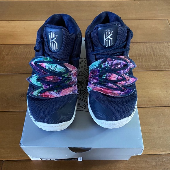 kids kyrie 5
